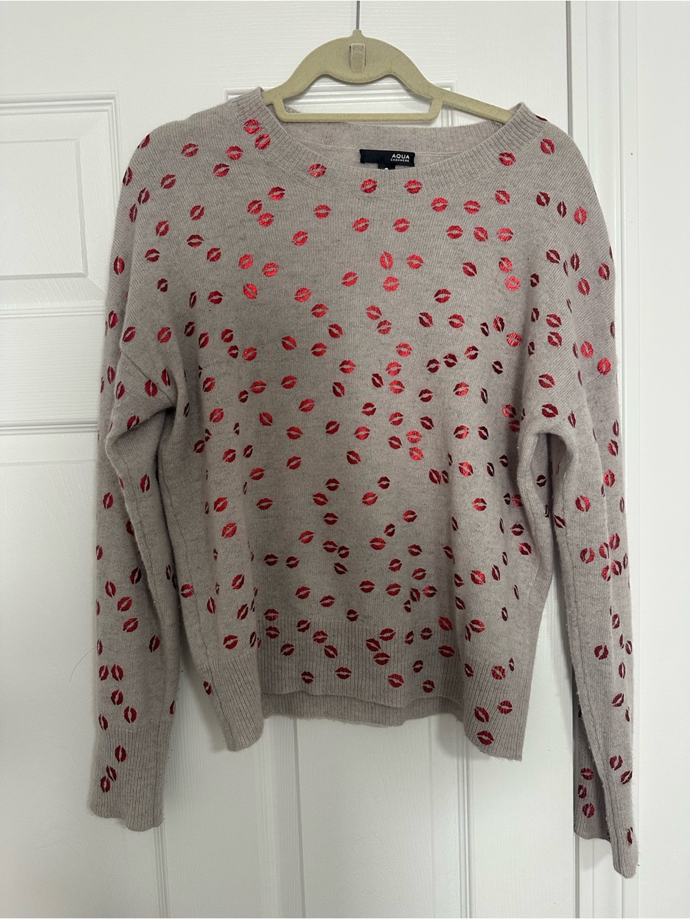 Aqua Cashmere Light Grey Crewneck Sweater with Red Lip Print